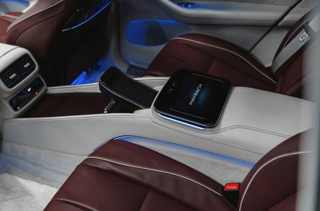 Mercedes-Benz GLS Maybach 600 - foto 18