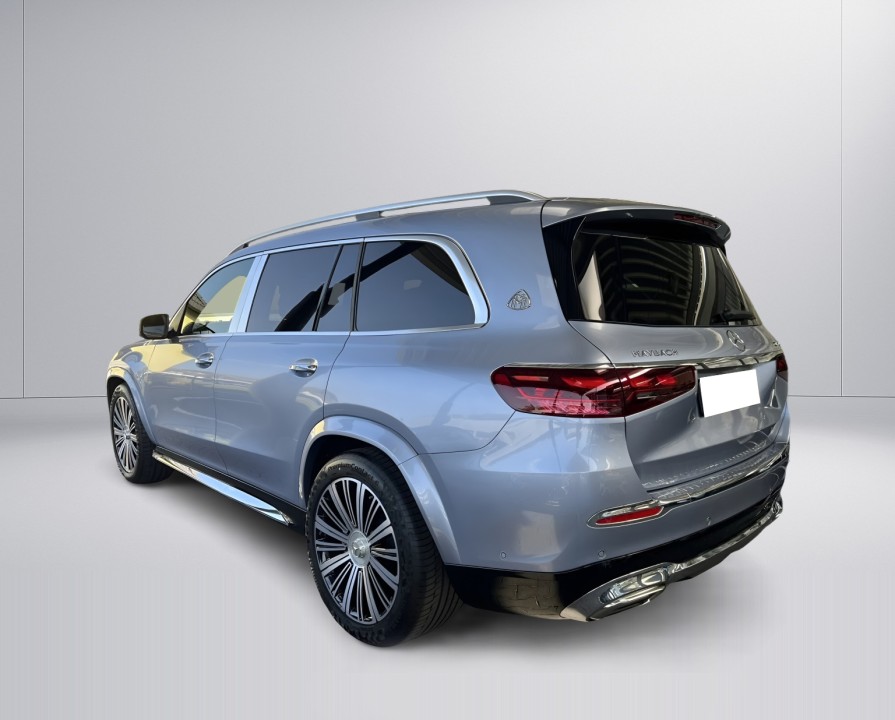 Mercedes-Benz GLS Maybach 600 (4)