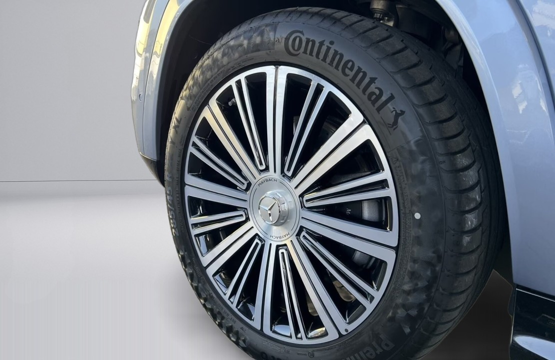 Mercedes-Benz GLS Maybach 600 - foto 40