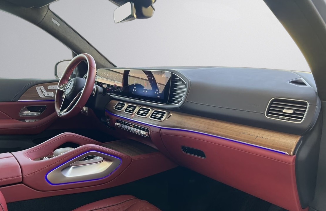 Mercedes-Benz GLS Maybach 600 - foto 10