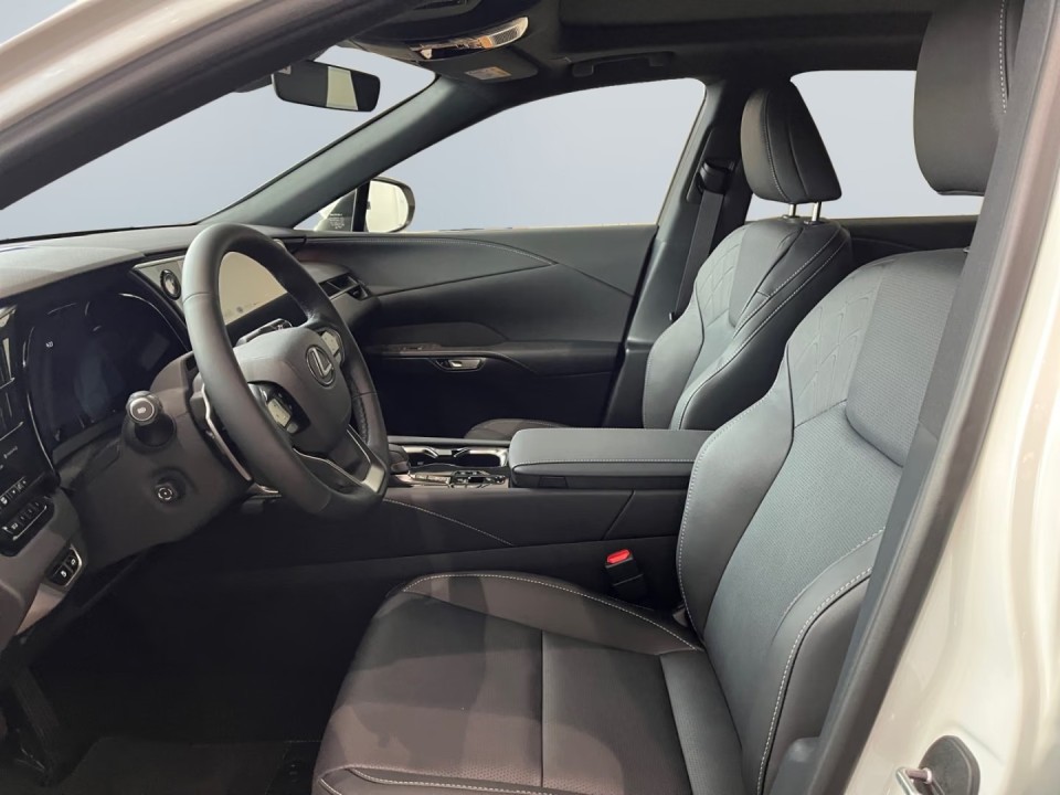 Lexus Seria RX 450h+ AWD Executive (5)