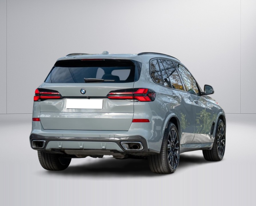 BMW X5 xDrive30d M-Sport (2)
