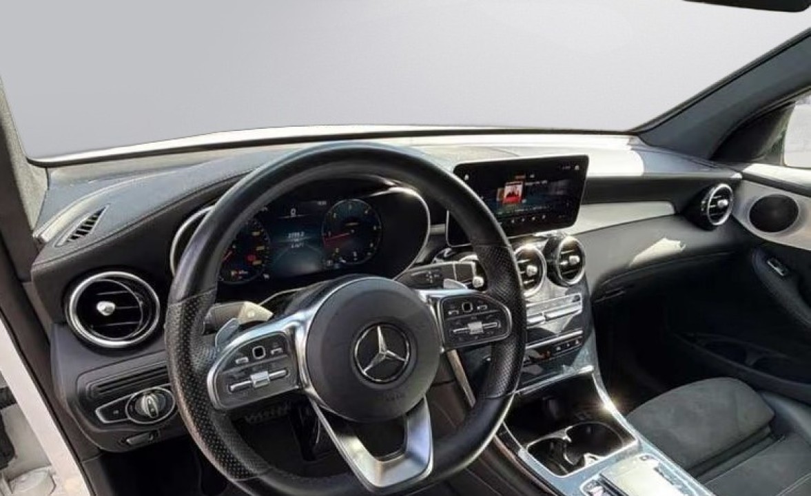 Mercedes-Benz GLC Coupé 220d 4MATIC AMG Line - foto 9