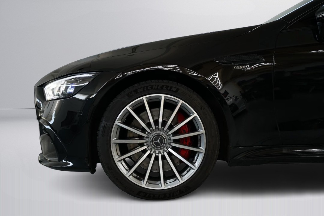 Mercedes-Benz AMG GT 43 4MATIC - foto 26