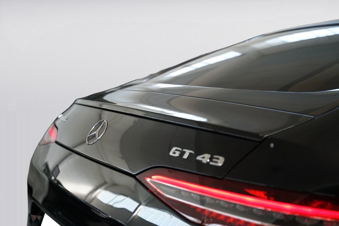 Mercedes-Benz AMG GT 43 4MATIC - foto 19