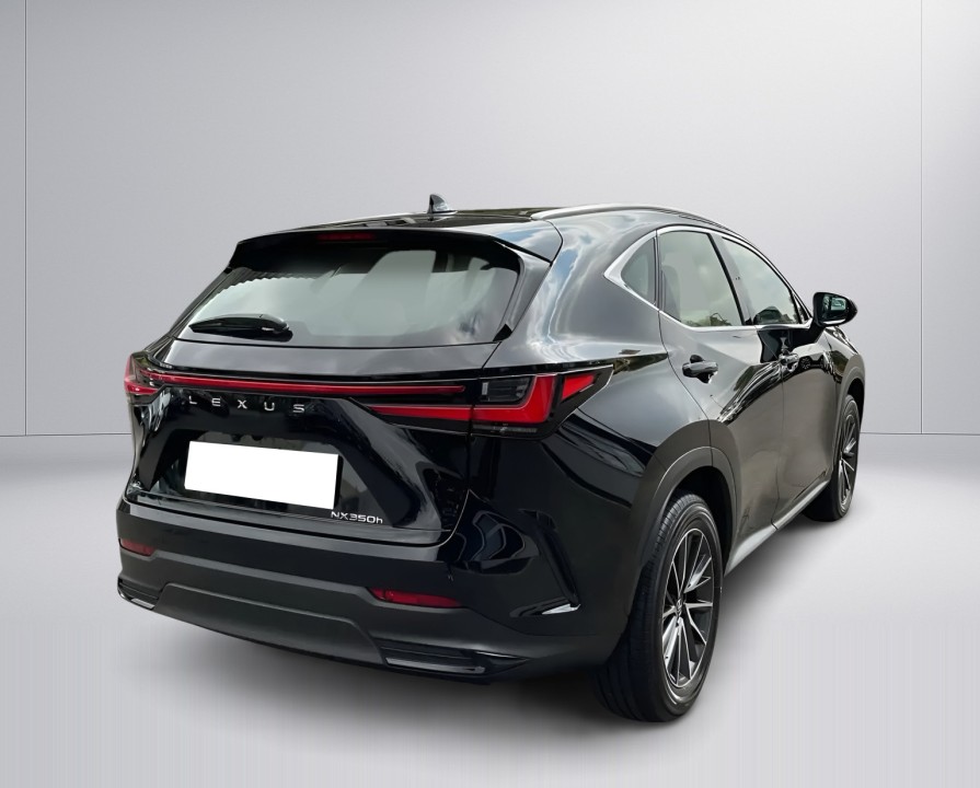LEXUS NX 2023 — imagine 3
