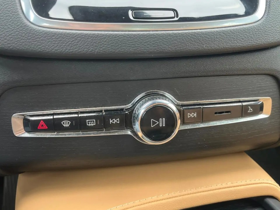 Volvo XC90 T8 Recharge AWD Ultimate Bright - foto 15