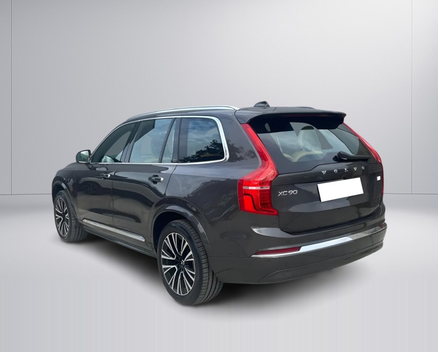 Volvo XC90 T8 Recharge AWD Ultimate Bright (4)