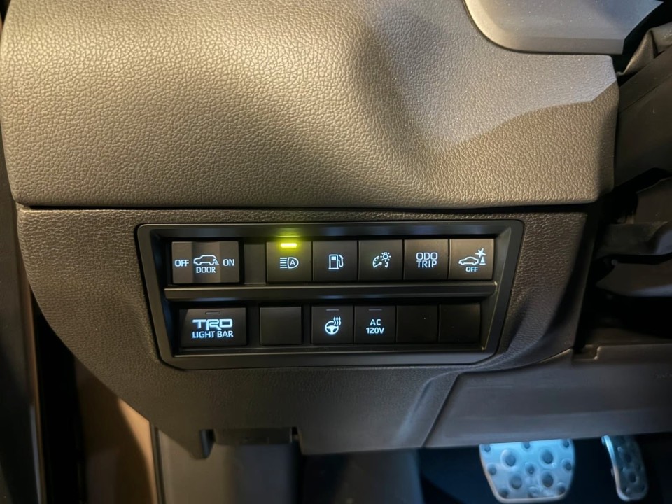 Toyota Sequoia TRD Pro 4WD - foto 15