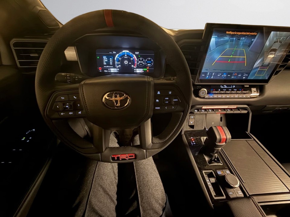 Toyota Sequoia TRD Pro 4WD - foto 9