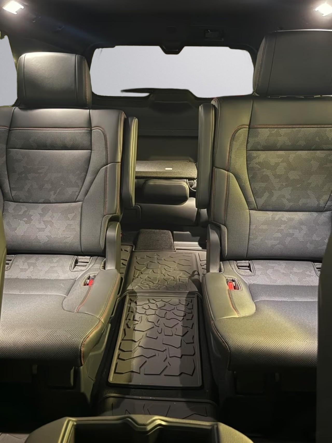 Toyota Sequoia TRD Pro 4WD - foto 22