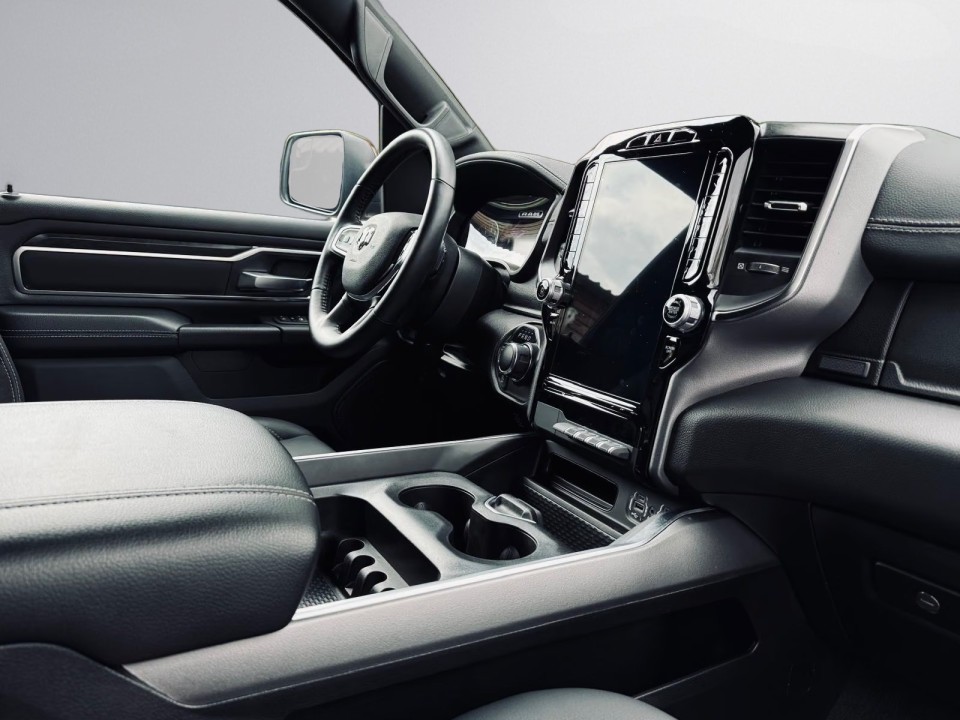 Dodge RAM 1500 Limited V8 4x4 - foto 30