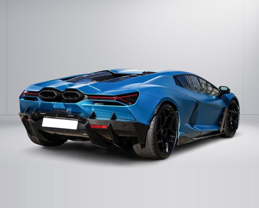 LAMBORGHINI Revuelto 2024 — imagine 3