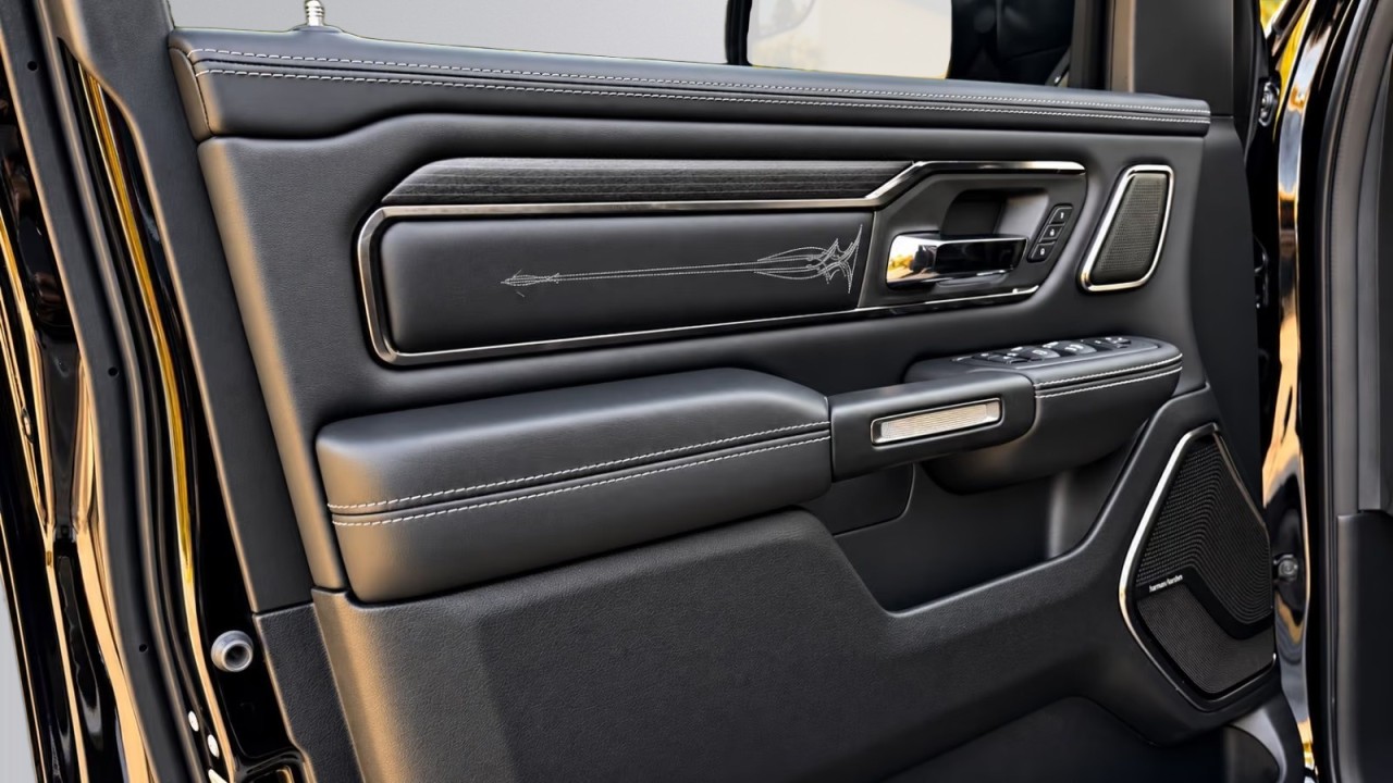 Dodge RAM 1500 Limited - foto 26