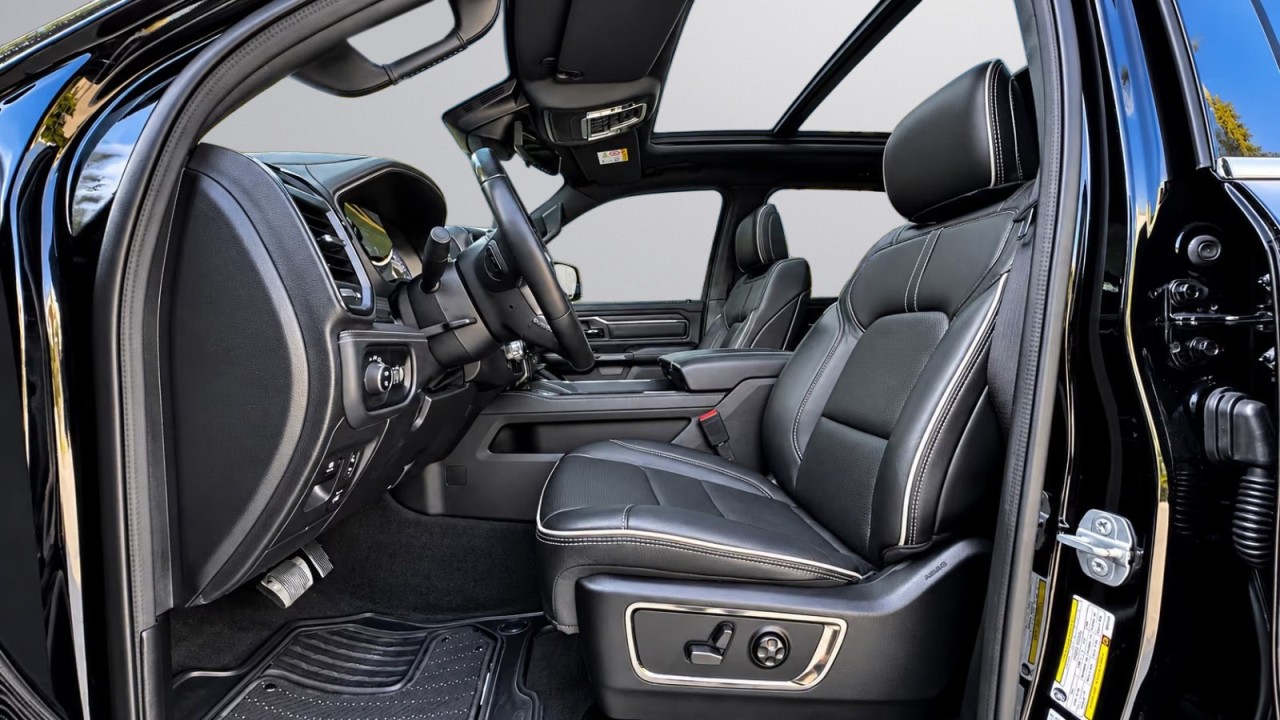 Dodge RAM 1500 Limited - foto 11