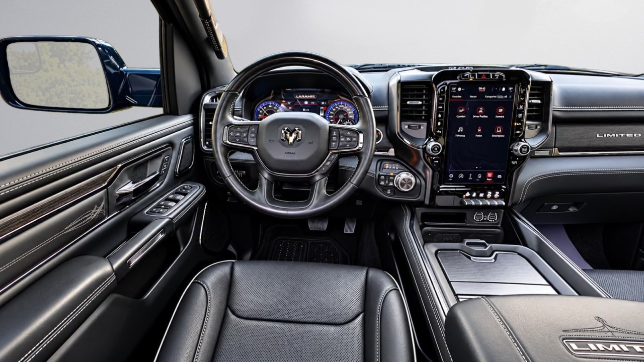 Dodge RAM 1500 Limited - foto 23