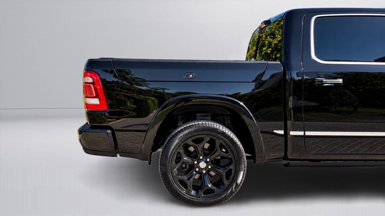 Dodge RAM 1500 Limited - foto 32