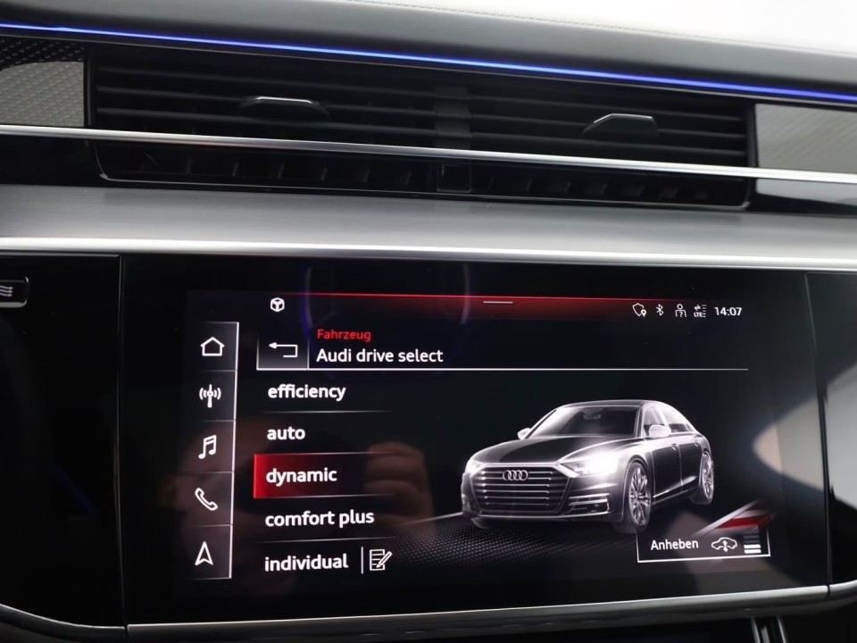 Audi S8 TFSI quattro - foto 13