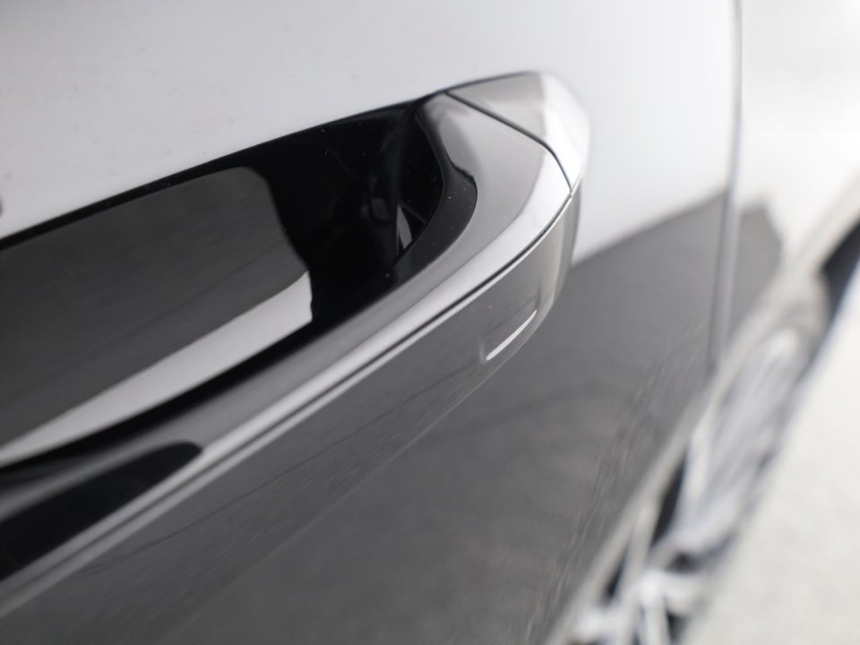 Audi S8 TFSI quattro - foto 28