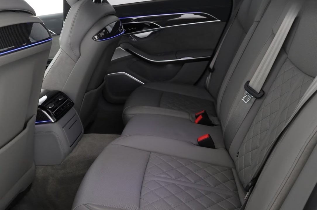 Audi S8 TFSI quattro - foto 15