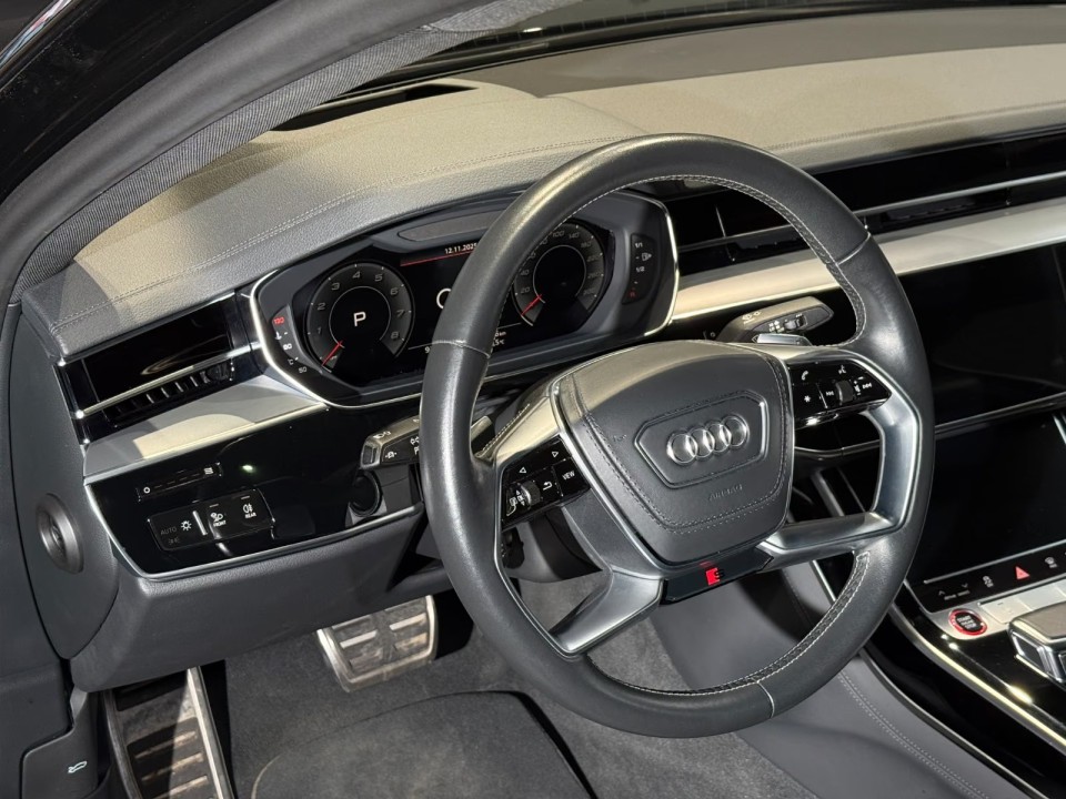 Audi S8 TFSI quattro - foto 9