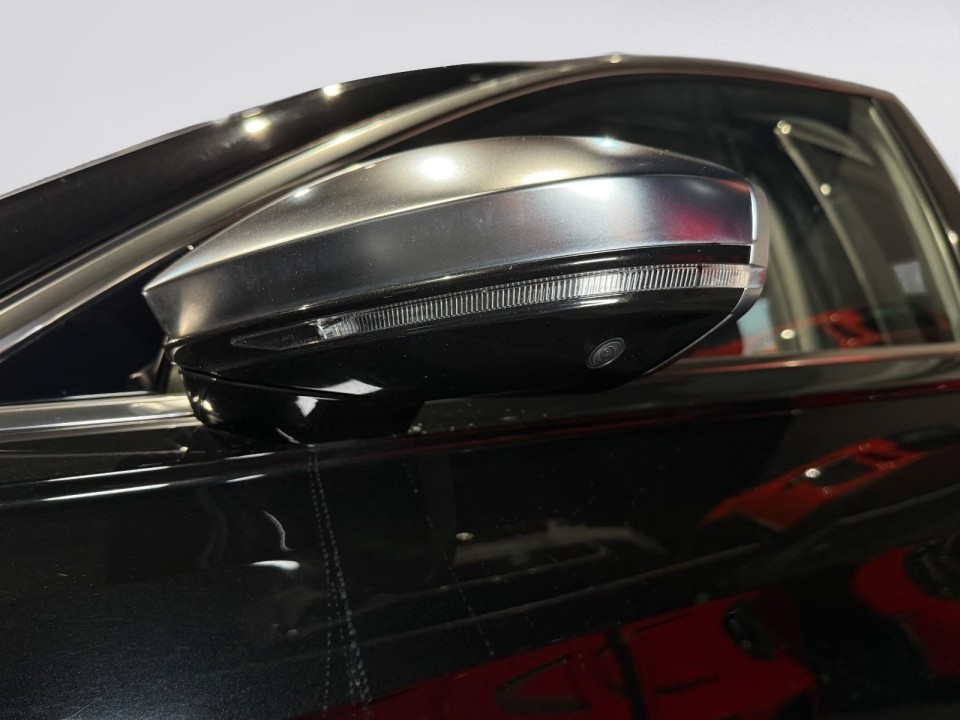 Audi S8 TFSI quattro - foto 22
