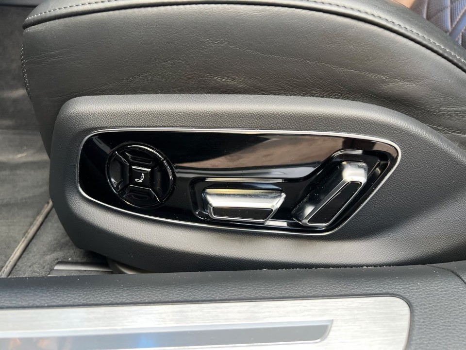 Audi S8 TFSI quattro - foto 21