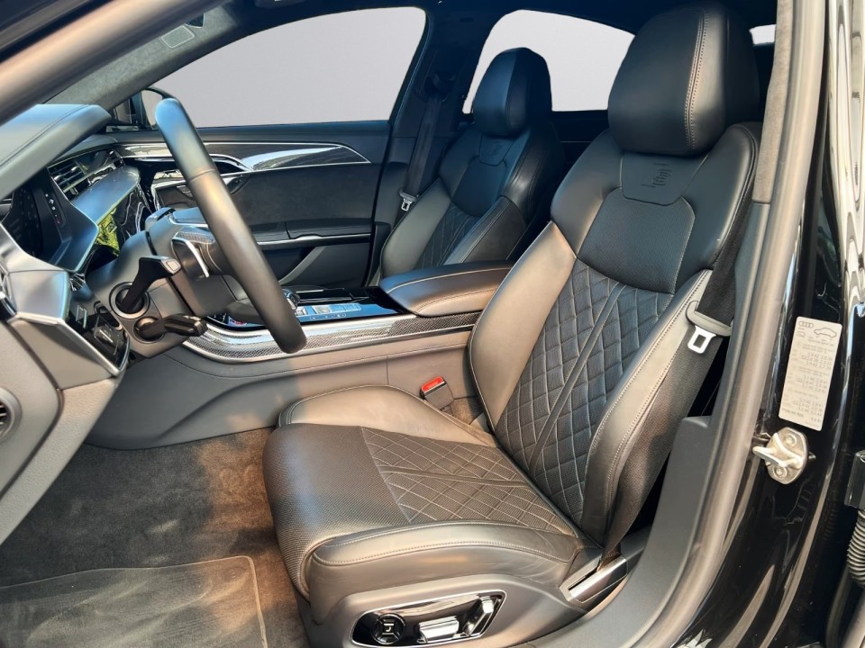 Audi S8 TFSI quattro - foto 9