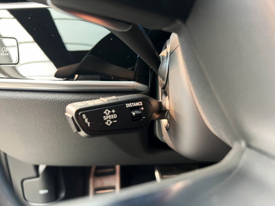 Audi S8 TFSI quattro - foto 10