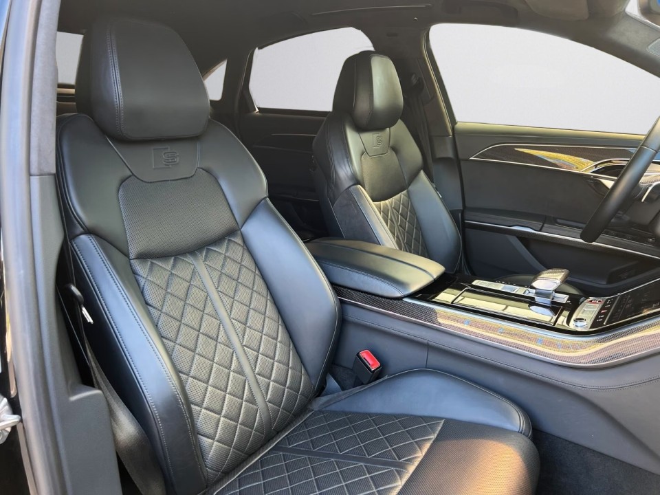 Audi S8 TFSI quattro - foto 15