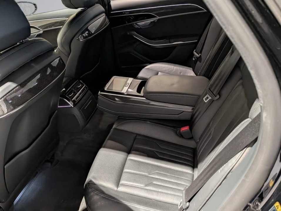 Audi S8 TFSI quattro - foto 19