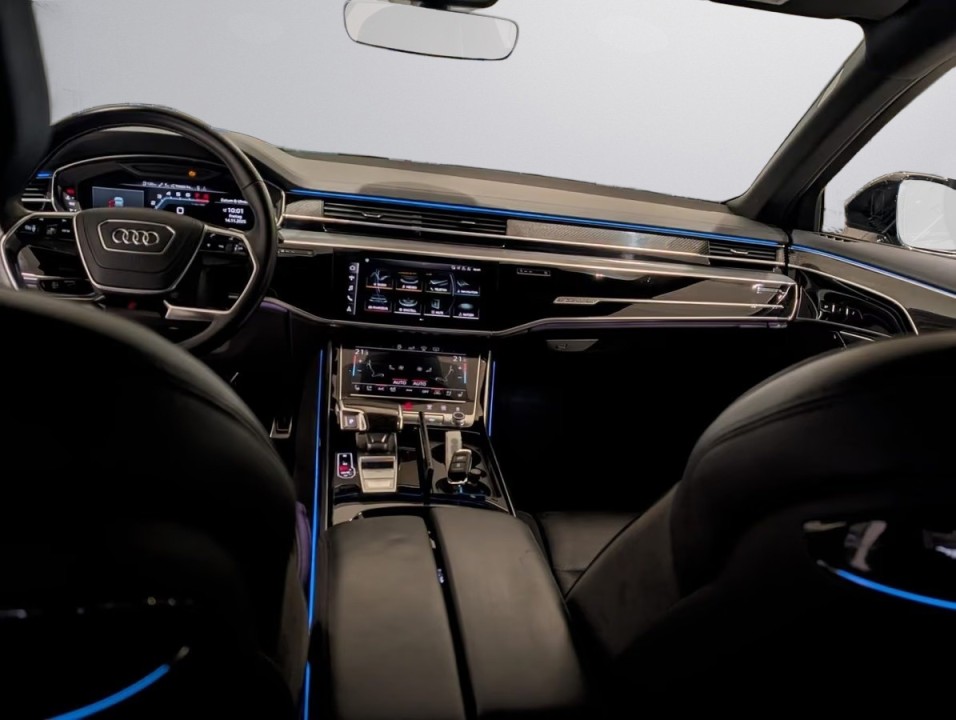 Audi S8 TFSI quattro - foto 8