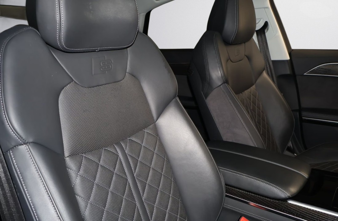 Audi S8 TFSI quattro - foto 12
