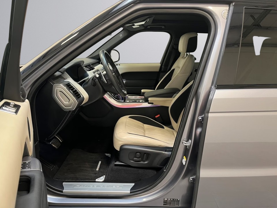 Land Rover Range Rover Sport D250 HSE - foto 6