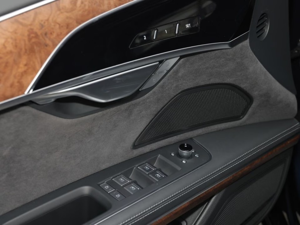 Audi S8 TFSI quattro - foto 15