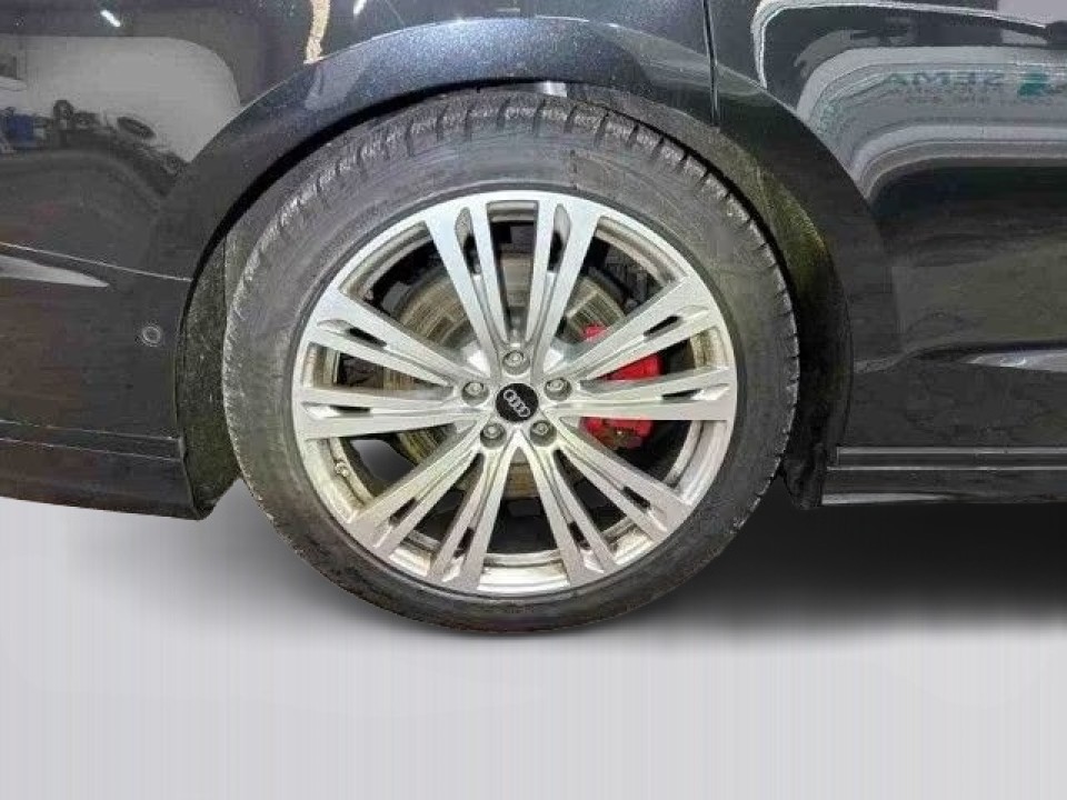 Audi S8 TFSI quattro - foto 10