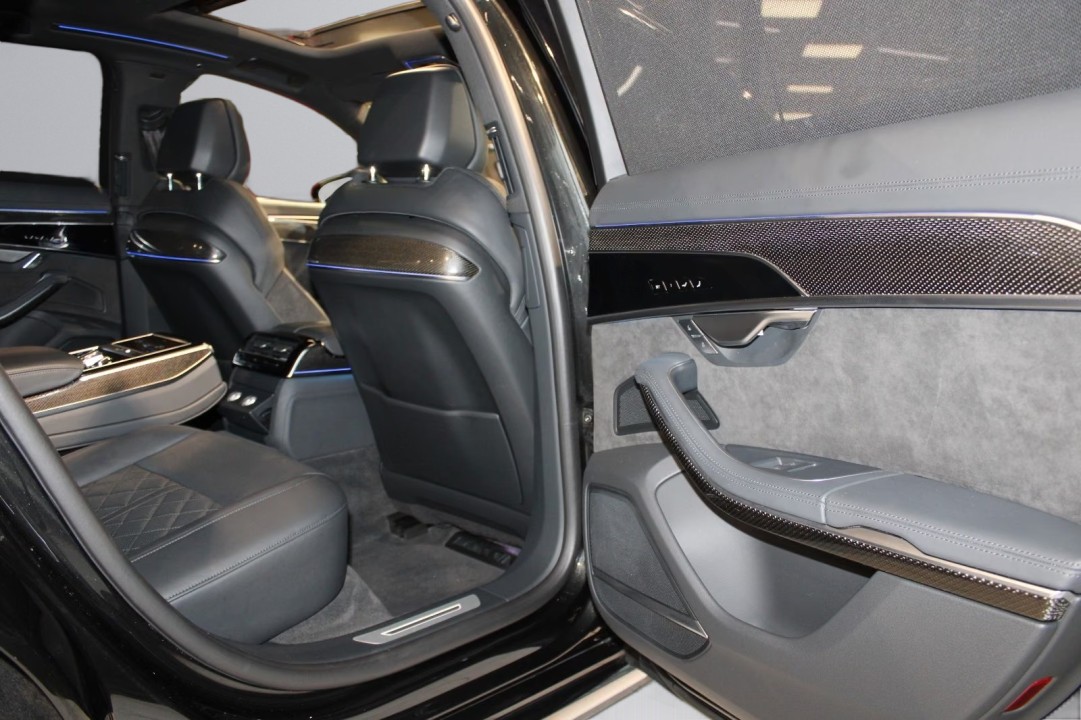 Audi S8 TFSI quattro - foto 6