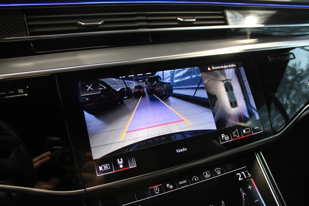 Audi S8 TFSI quattro - foto 11