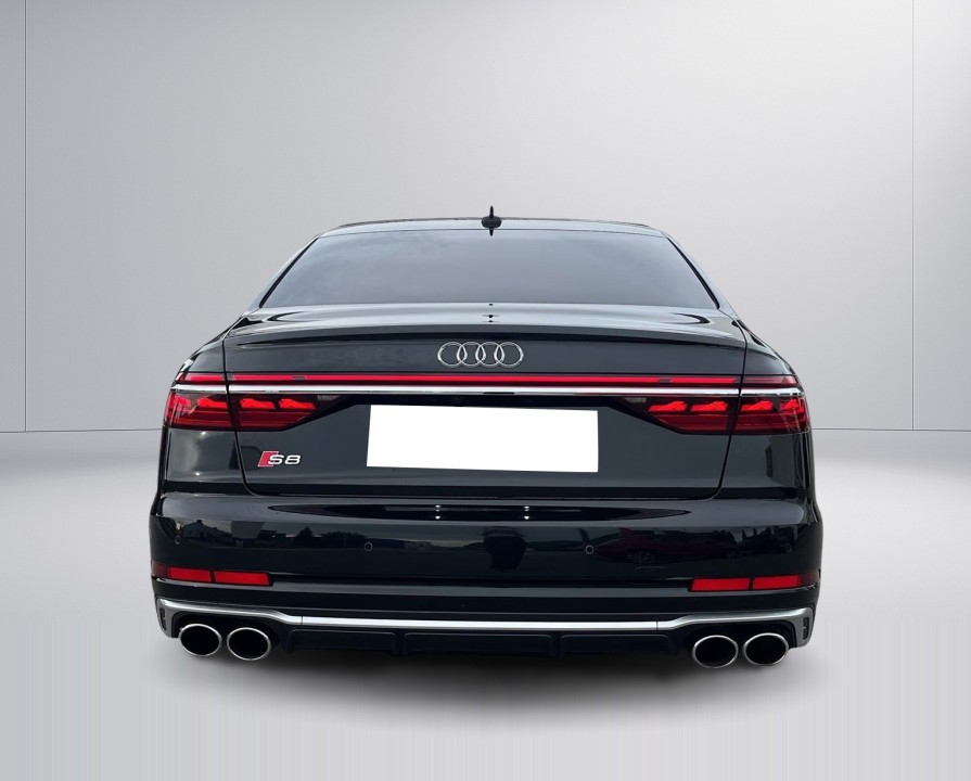 Audi S8 TFSI quattro (4)
