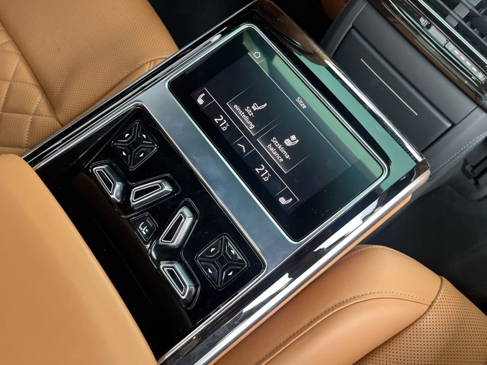 Audi S8 TFSI quattro - foto 13