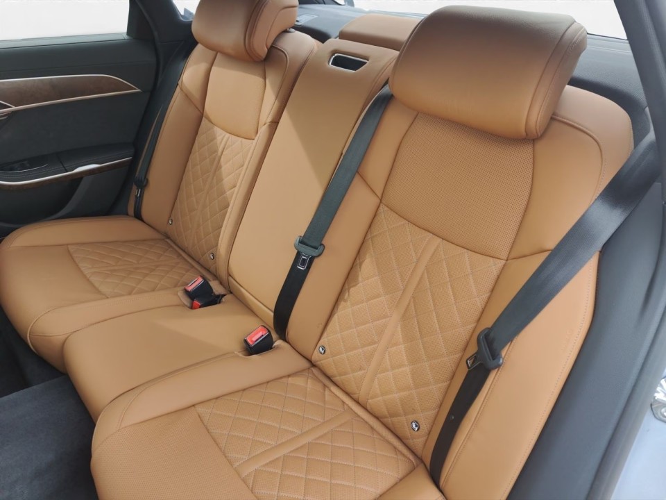Audi S8 TFSI quattro - foto 12