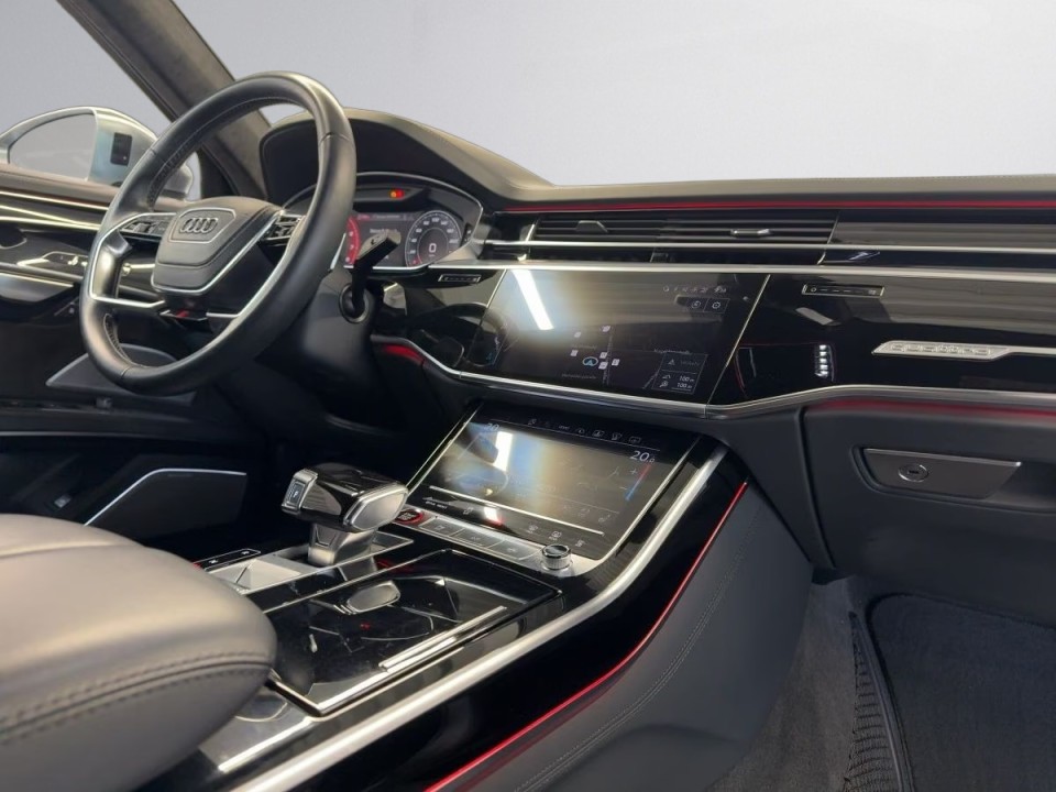 Audi S8 TFSI quattro - foto 8