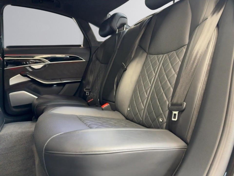 Audi S8 TFSI quattro - foto 7