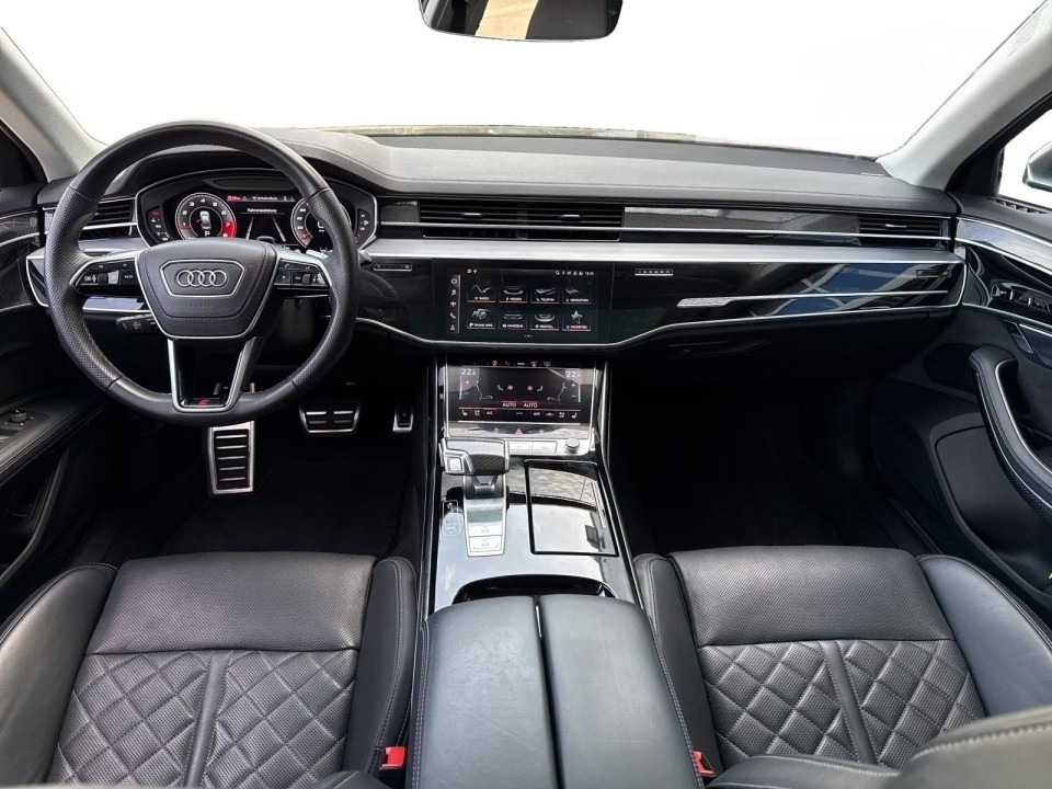 Audi S8 TFSI quattro - foto 8