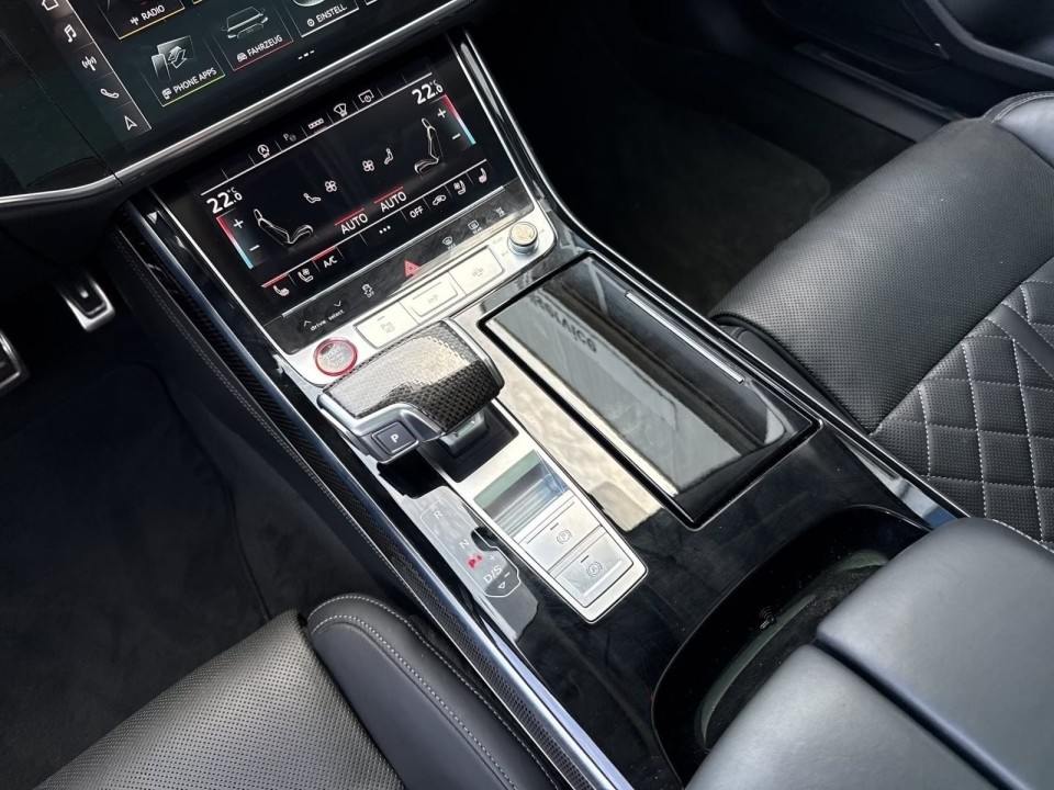 Audi S8 TFSI quattro - foto 10