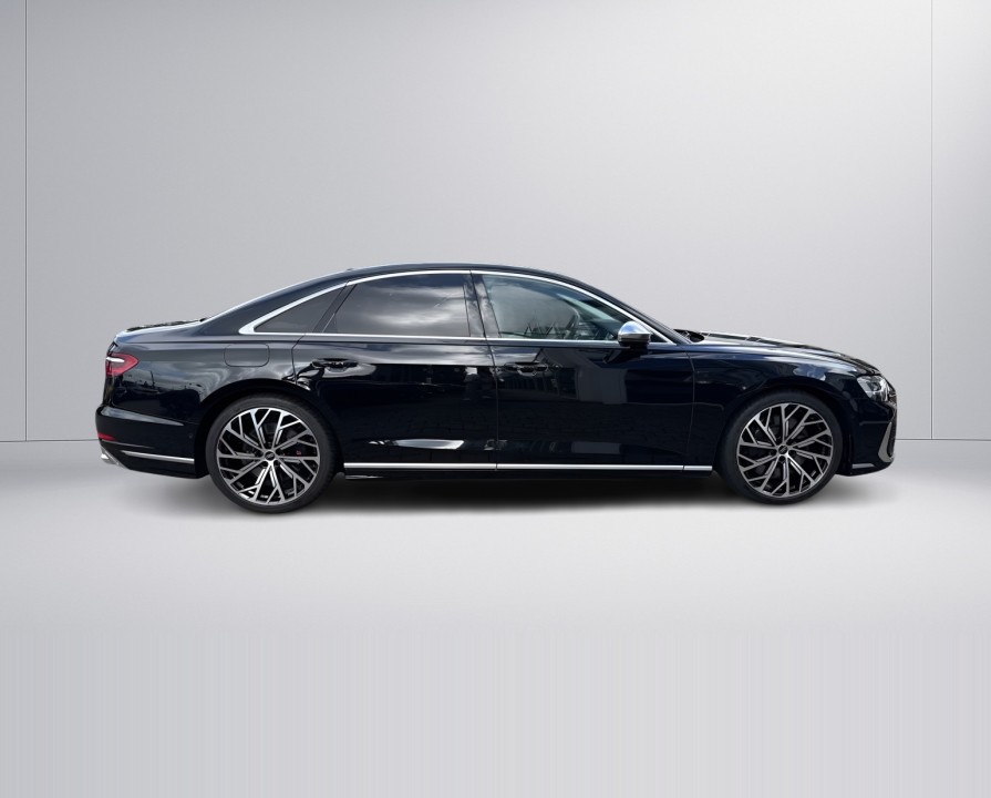 Audi S8 TFSI quattro (3)