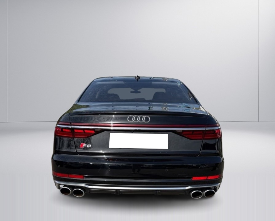 Audi S8 TFSI quattro (5)