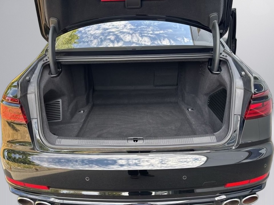 Audi S8 TFSI quattro - foto 11