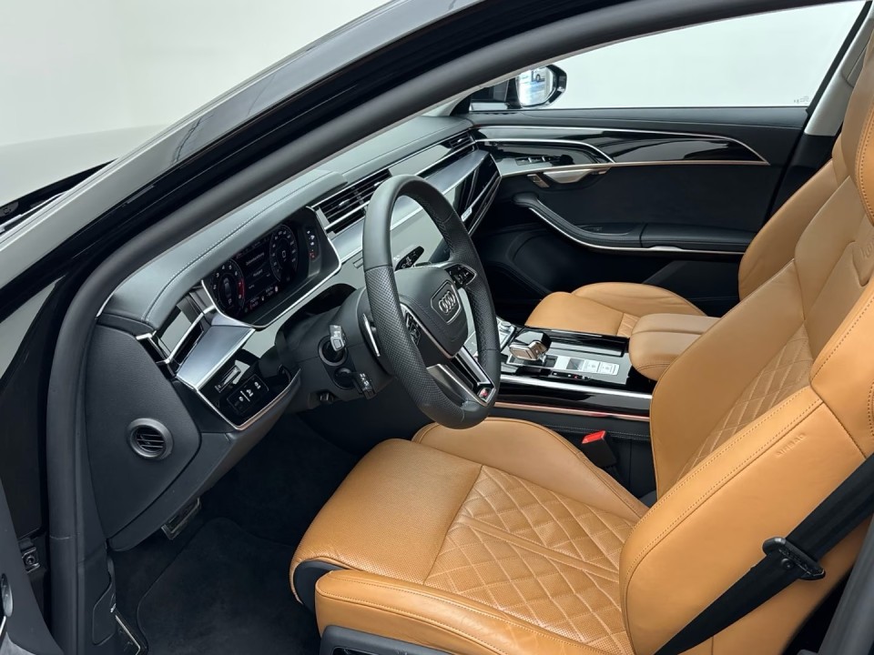 Audi S8 TFSI quattro - foto 7