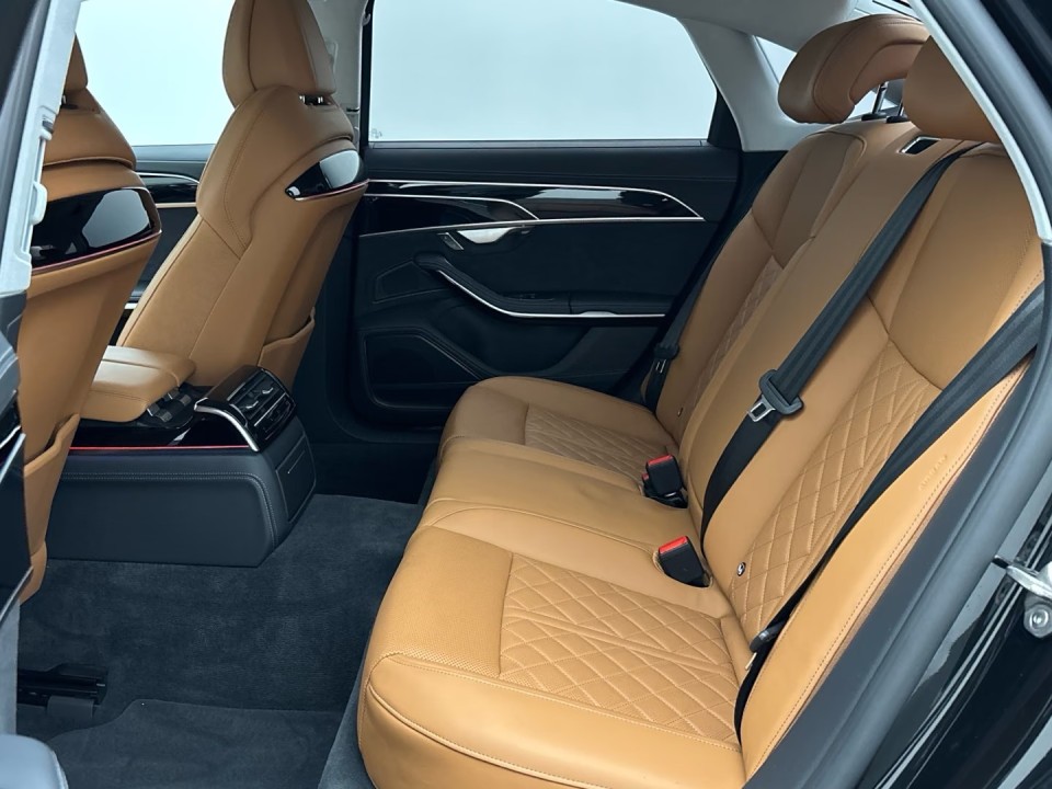 Audi S8 TFSI quattro - foto 9